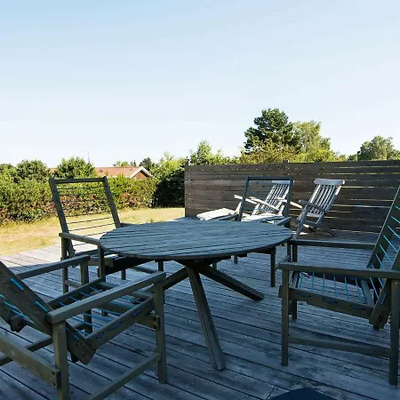 Holiday Fejovej Ii *